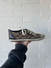 Load image into Gallery viewer, Coach Casual Shoes Womens 7
