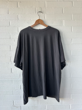Load image into Gallery viewer, Skims T-shirt Size XXL
