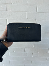 Load image into Gallery viewer, Michael Kors Purse
