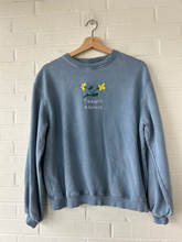 Load image into Gallery viewer, Urban Outfitters ( U ) Sweatshirt Size Extra Small
