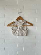 Load image into Gallery viewer, Gym Shark Athletic Top Size Extra Small
