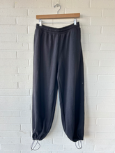 Load image into Gallery viewer, Pink By Victoria's Secret Pants Size Medium
