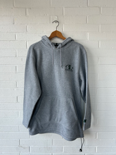 Load image into Gallery viewer, Starter Sweatshirt Size Large
