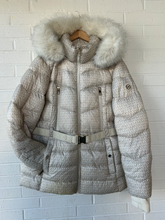 Load image into Gallery viewer, Michael Kors Heavy Outerwear Size Extra Large
