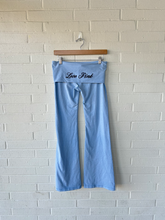 Load image into Gallery viewer, Pink By Victoria's Secret Pants Size Small
