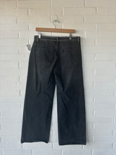 Load image into Gallery viewer, Edikted Pants Size Large

