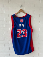 Load image into Gallery viewer, Nba Athletic Top Size Large
