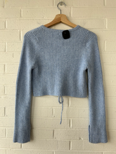 Load image into Gallery viewer, Kimchi And Blue Sweater Size Medium
