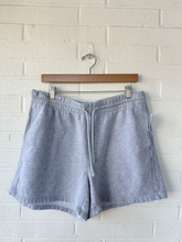 Load image into Gallery viewer, Tna Shorts Size Extra Large
