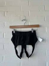Load image into Gallery viewer, Sports Bra Size Small
