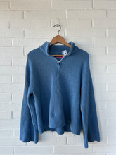 Load image into Gallery viewer, Edikted Sweater Size Medium
