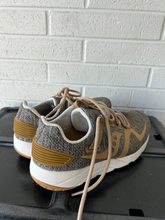 Load image into Gallery viewer, Saucony Mens Athletic Shoes Mens 8

