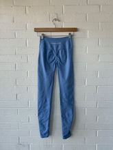 Load image into Gallery viewer, Alphalete Athletic Pants Size Extra Small

