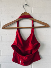 Load image into Gallery viewer, Gym Shark Athletic Top Size Small
