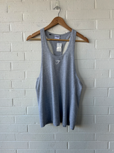 Load image into Gallery viewer, Gym Shark Athletic Top Size Medium
