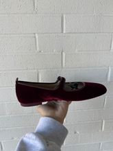 Load image into Gallery viewer, Coach Dress Shoes Womens 6

