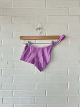 Load image into Gallery viewer, Gym Shark Athletic Top Size Extra Small
