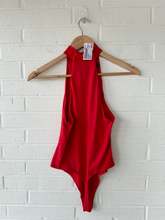 Load image into Gallery viewer, Lululemon Athletic Top Size Small

