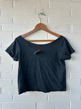 Load image into Gallery viewer, John Galt Short Sleeve Top Size Small
