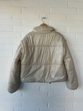 Load image into Gallery viewer, Pretty Little Thing Heavy Outerwear Size Small
