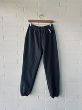 Load image into Gallery viewer, Comfrt Pants Size Medium
