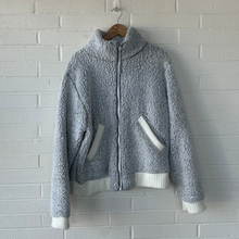 Load image into Gallery viewer, Anthropologie Heavy Outerwear Size Large
