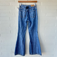 Load image into Gallery viewer, Pac Sun Denim Size 00
