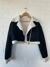 Load image into Gallery viewer, Outerwear Size Extra Small
