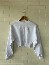 Load image into Gallery viewer, Alo Sweatshirt Size Extra Small
