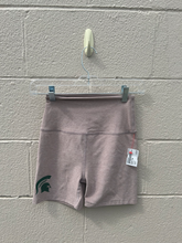 Load image into Gallery viewer, Beyond Yoga Athletic Shorts Size Small
