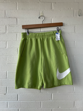 Load image into Gallery viewer, Nike Shorts Size Extra Small
