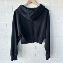 Load image into Gallery viewer, Fabletics Sweatshirt Size Large
