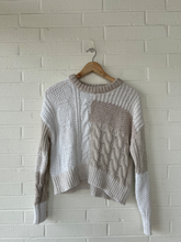 Load image into Gallery viewer, Aerie Sweater Size Extra Small
