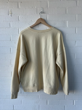 Load image into Gallery viewer, Wild Fable Sweatshirt Size Large
