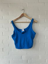 Load image into Gallery viewer, Lulu Lemon Athletic Top Size Extra Large
