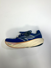 Load image into Gallery viewer, New Balance Casual Shoes Womens 8
