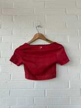 Load image into Gallery viewer, Gym Shark Short Sleeve Top Size Small
