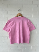 Load image into Gallery viewer, T-Shirt Size Medium(Maison Kitsune)
