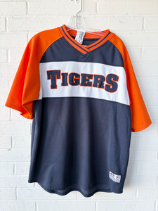 Genuine Merchandise Athletic Top Size Large
