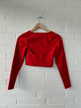 Load image into Gallery viewer, Athletic Top Size Small
