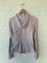 Load image into Gallery viewer, Lulu Lemon Athletic Top Size Small
