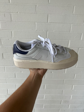 Load image into Gallery viewer, New Balance Casual Shoes Womens 8.5
