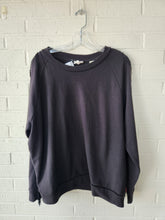 Load image into Gallery viewer, Levi Sweatshirt Size XXL
