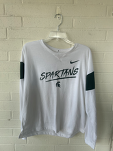 Load image into Gallery viewer, Nike Dri Fit Long Sleeve Top Size Large
