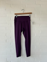 Load image into Gallery viewer, Athletic Pants Size Large
