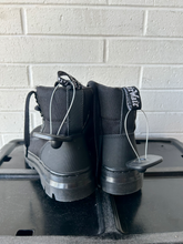 Load image into Gallery viewer, Dr Martens Boots Womens 5.5
