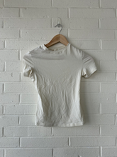 Load image into Gallery viewer, Skims Long Sleeve T-Shirt Size Extra Small
