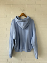 Load image into Gallery viewer, Comfrt Sweatshirt Size Small
