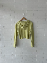 Load image into Gallery viewer, Sweatshirt Size Large
