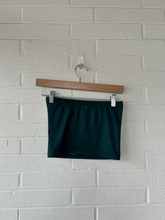 Load image into Gallery viewer, Tank Top Size Small
